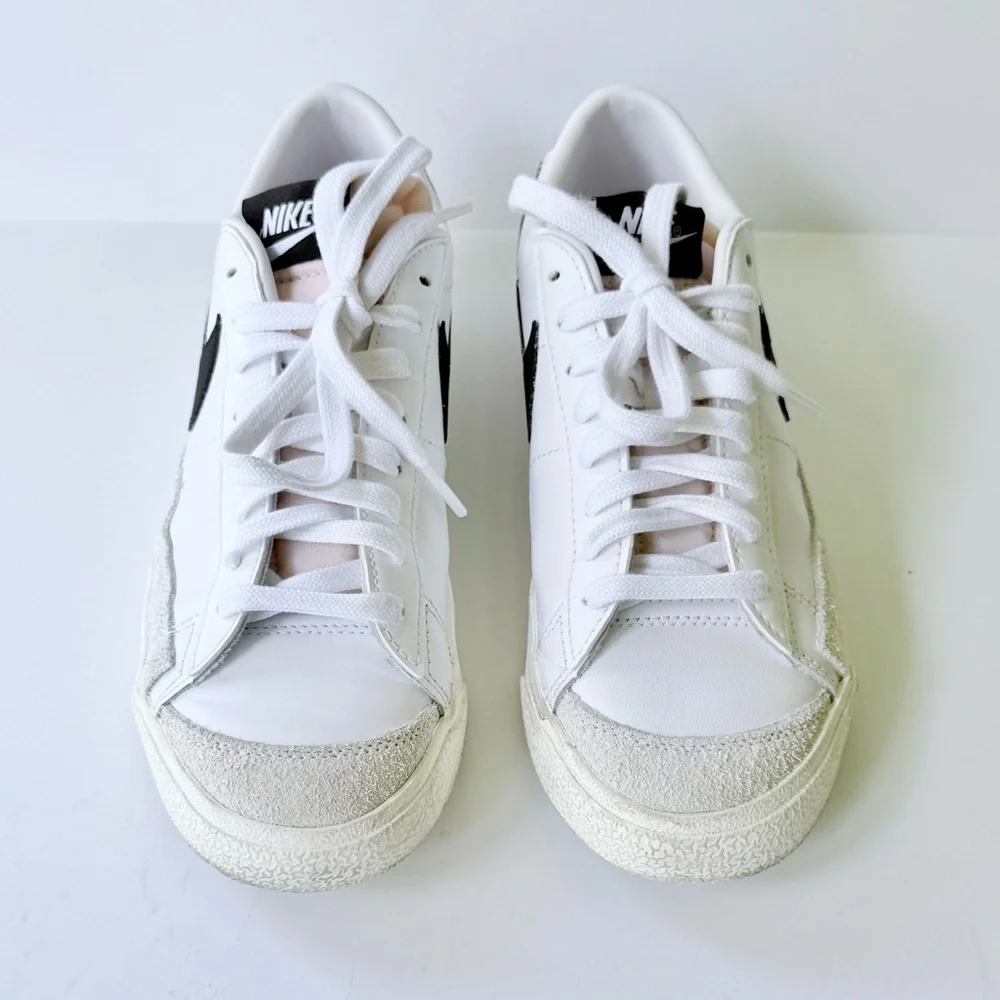 Nike Blazer ‘77 Low Platform Sneaker White Leather Black Gray Suede Size 9